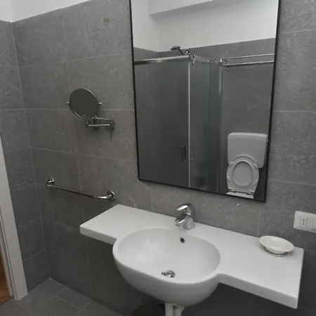 Nel Centro Di Apartman Colico