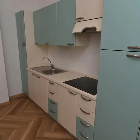 Nel Centro Di Apartman Colico